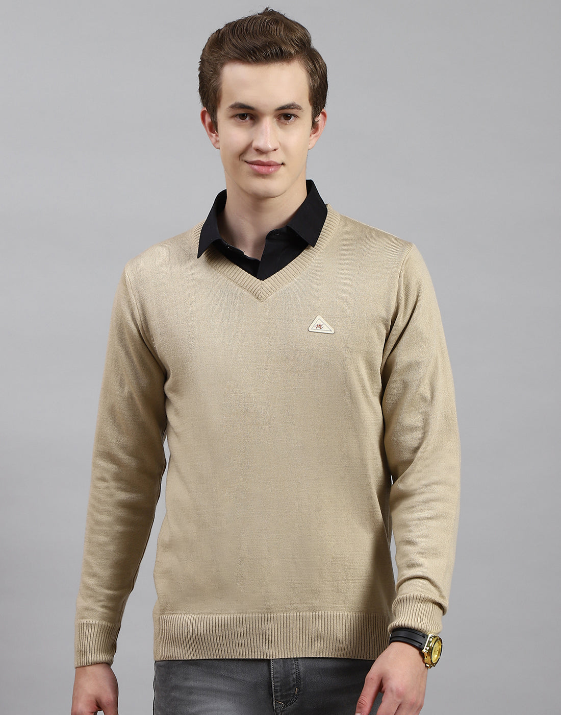 Men Camel Brown Solid V Neck Full Sleeve Pullover