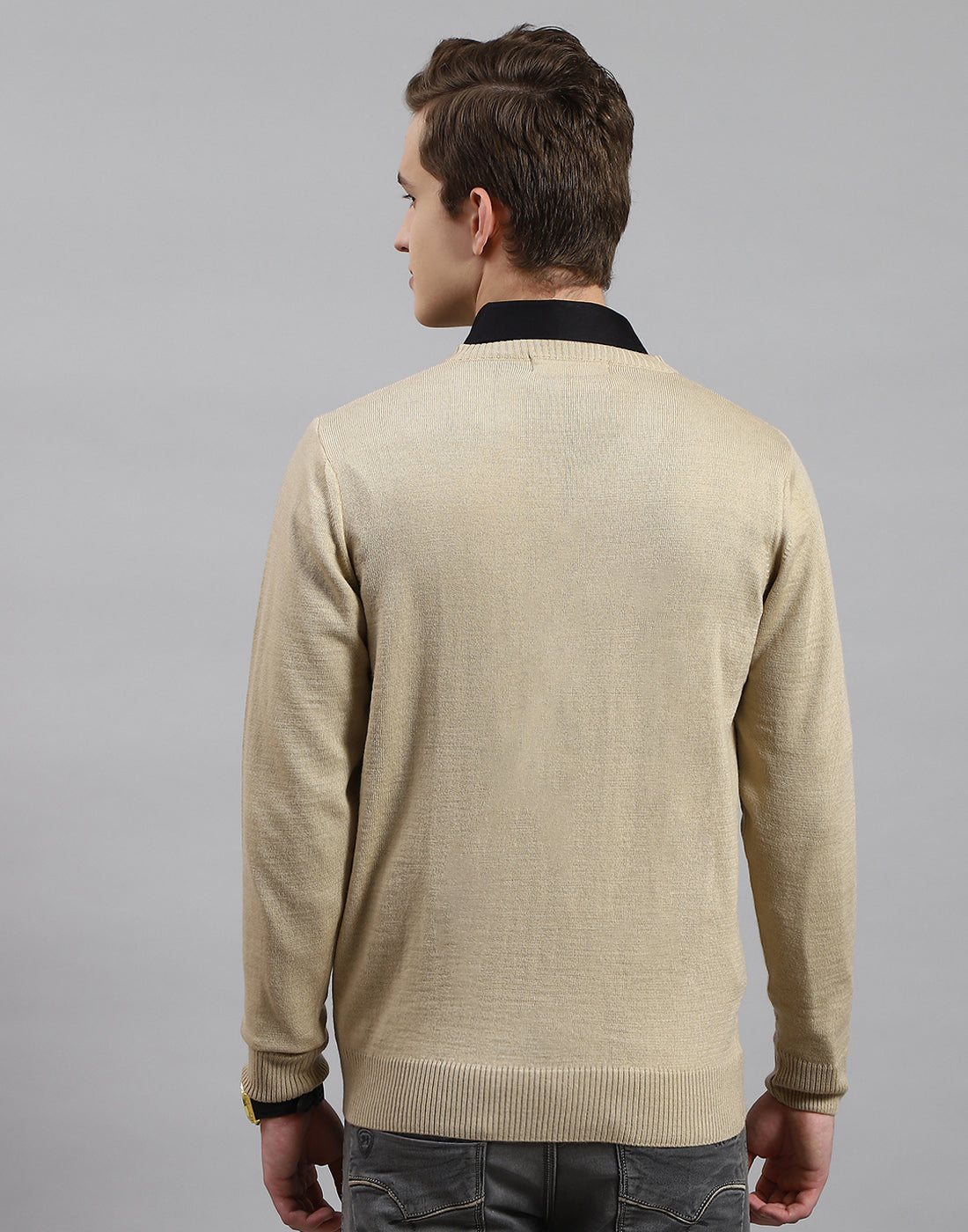 Men Camel Brown Solid V Neck Full Sleeve Pullover