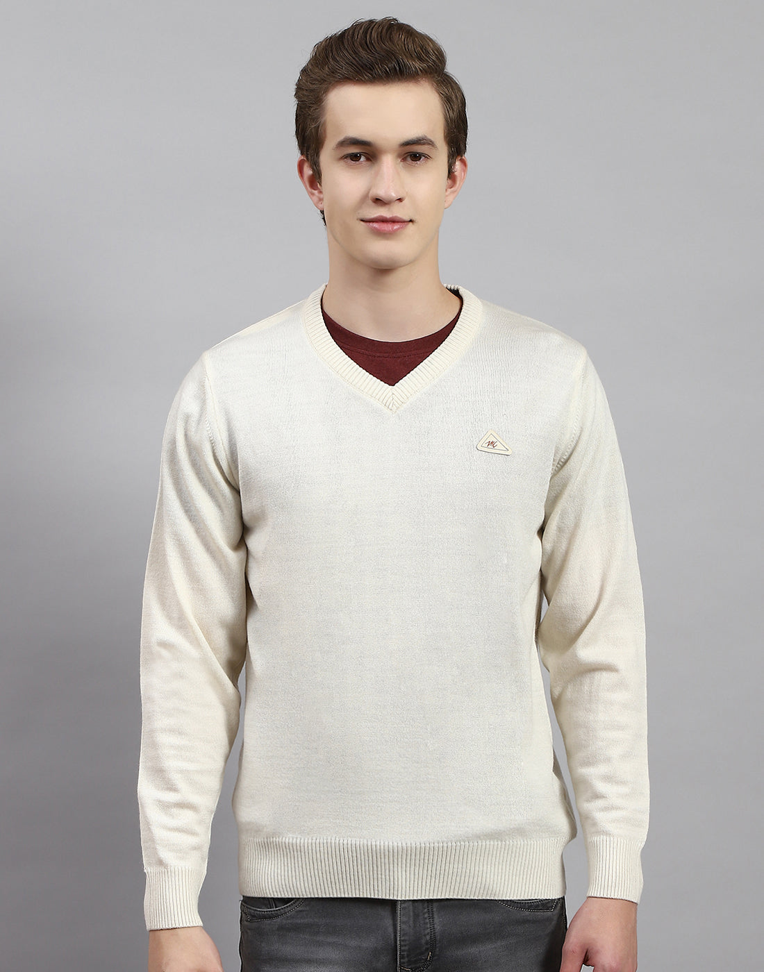 Men Cream Solid V Neck Full Sleeve Pullover