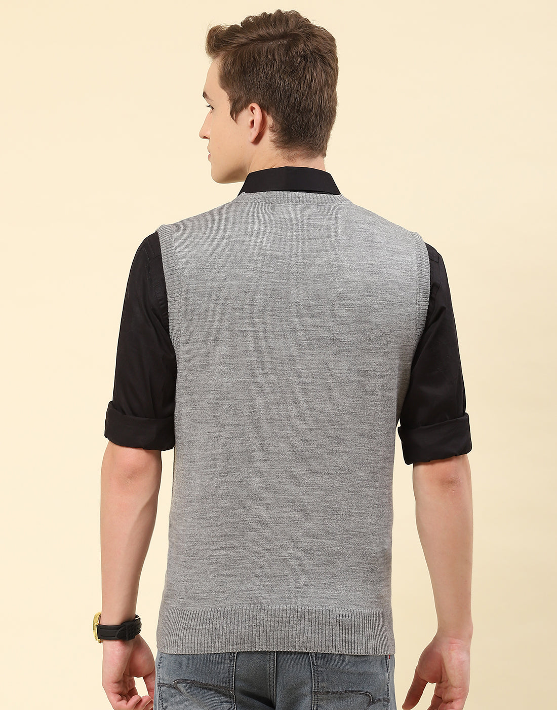 Men Grey Solid V Neck Sleeveless Sweater