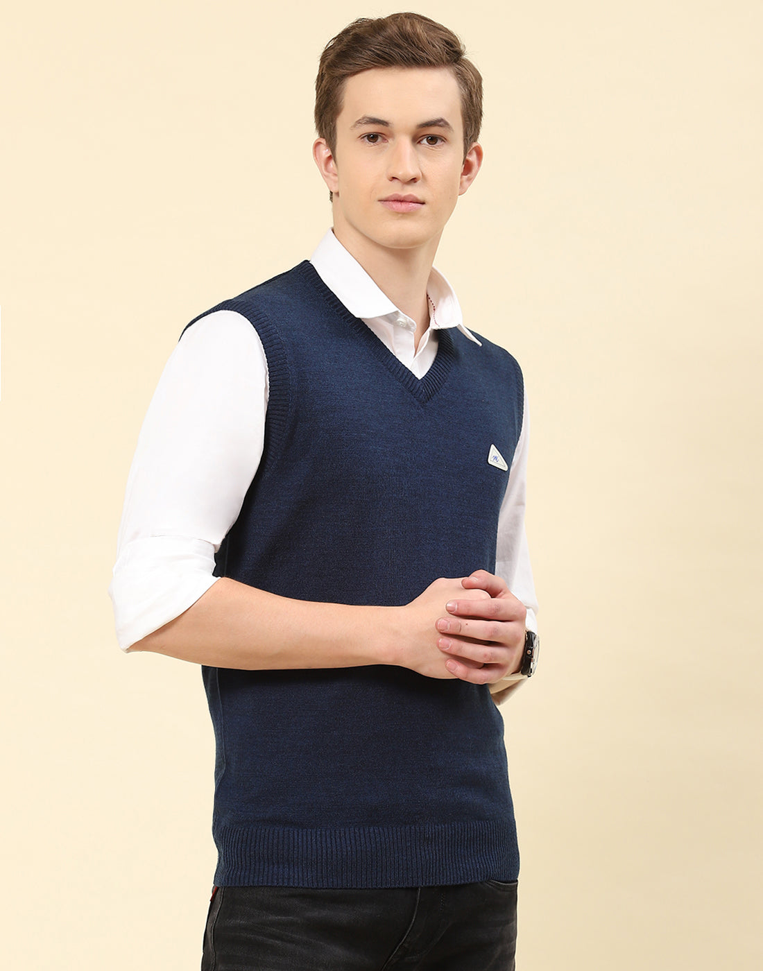 Men Blue Solid V Neck Sleeveless Sweater