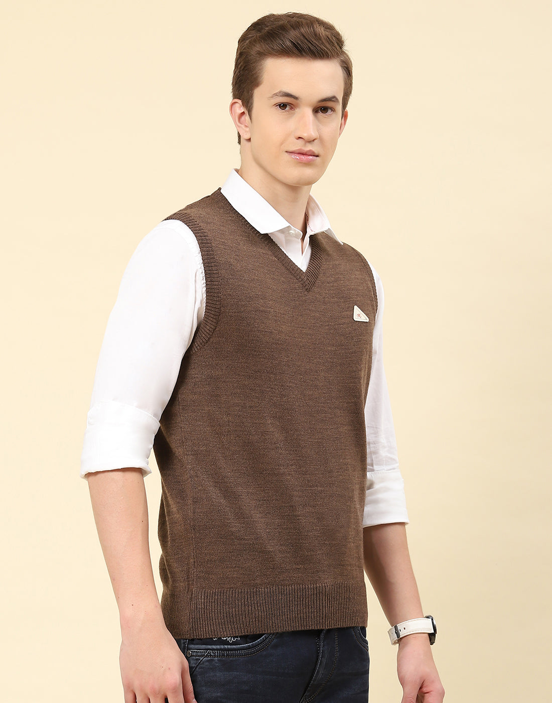 Men Brown Solid V Neck Sleeveless Sweater