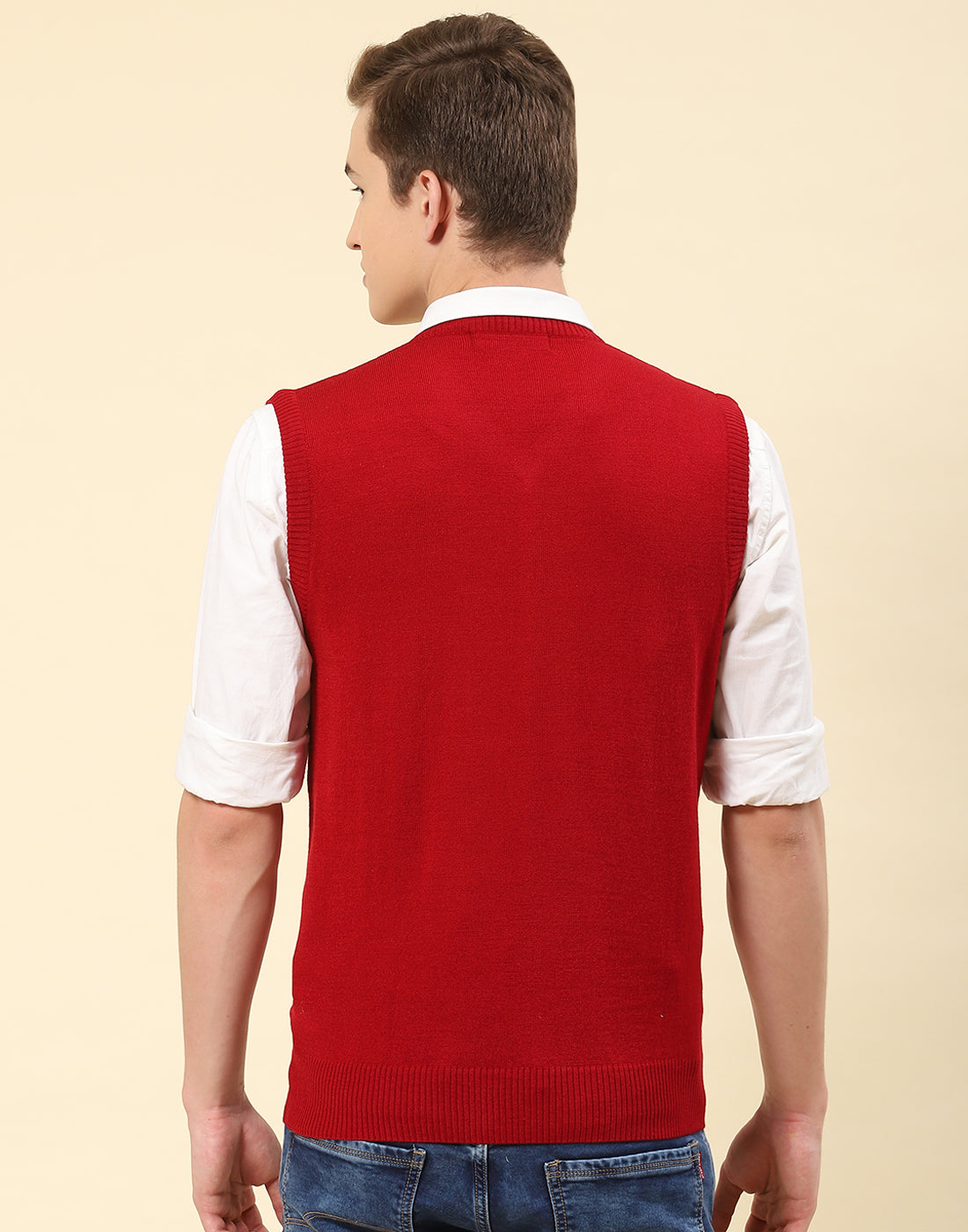 Men Red Solid V Neck Sleeveless Sweater