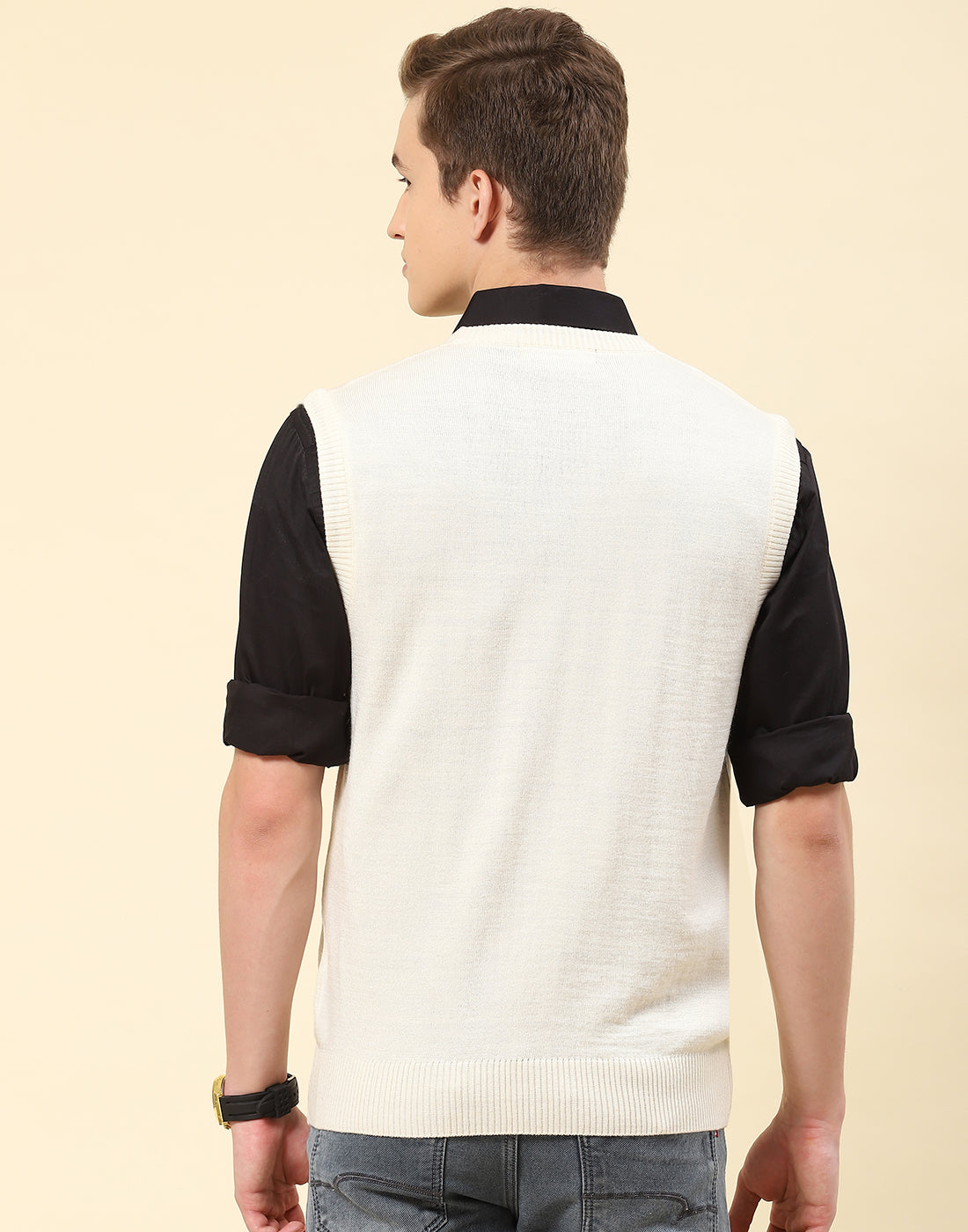 Men Cream Solid V Neck Sleeveless Sweater