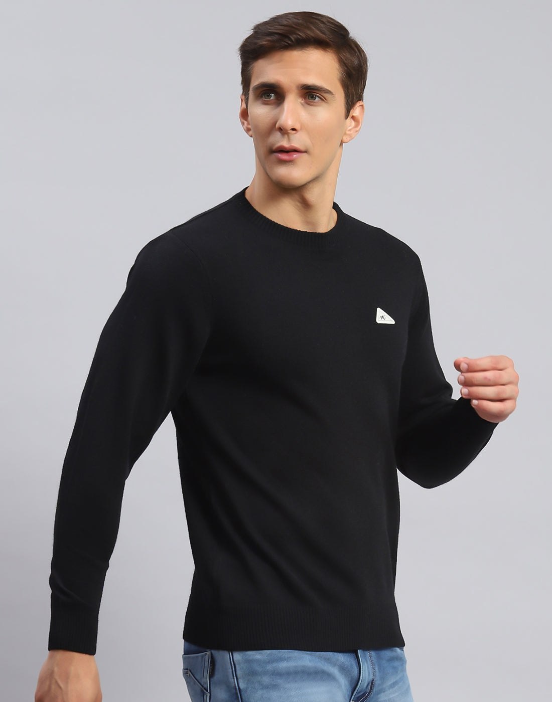 Men Black Solid Round Neck Full Sleeve Pullover