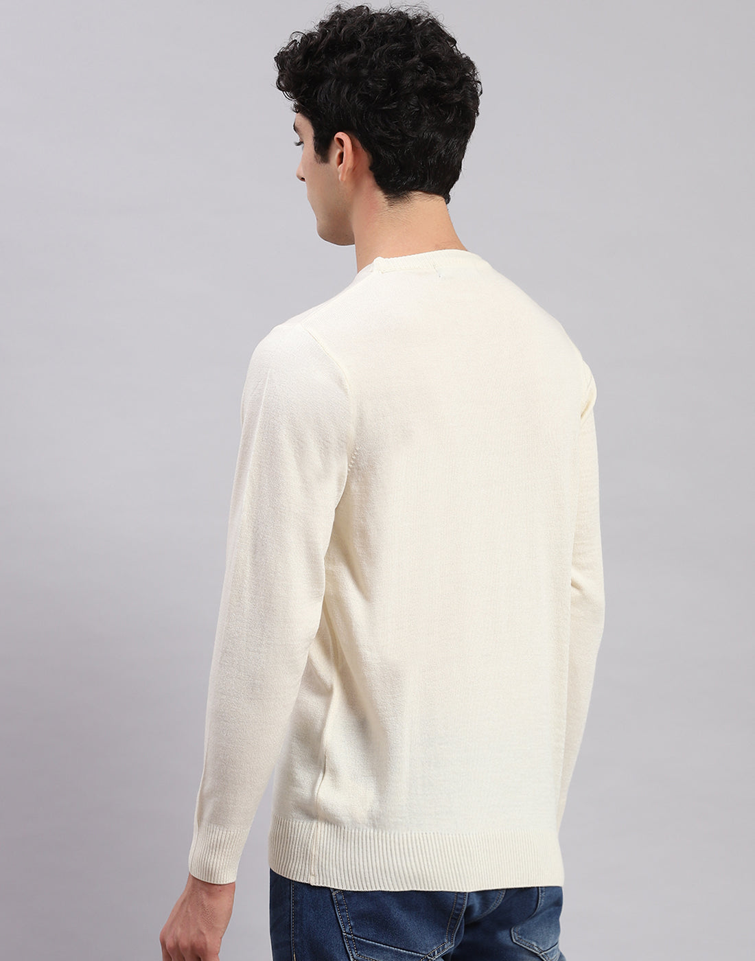 Men Cream Solid Round Neck Full Sleeve Pullover