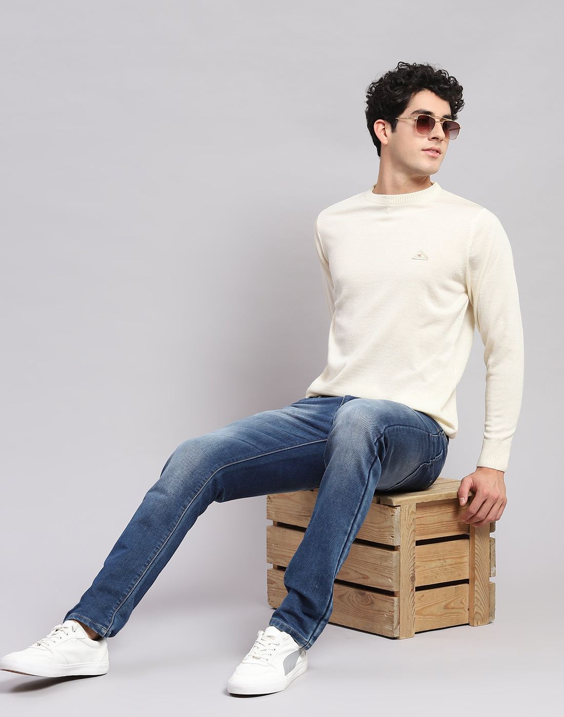 Men Cream Solid Round Neck Full Sleeve Pullover