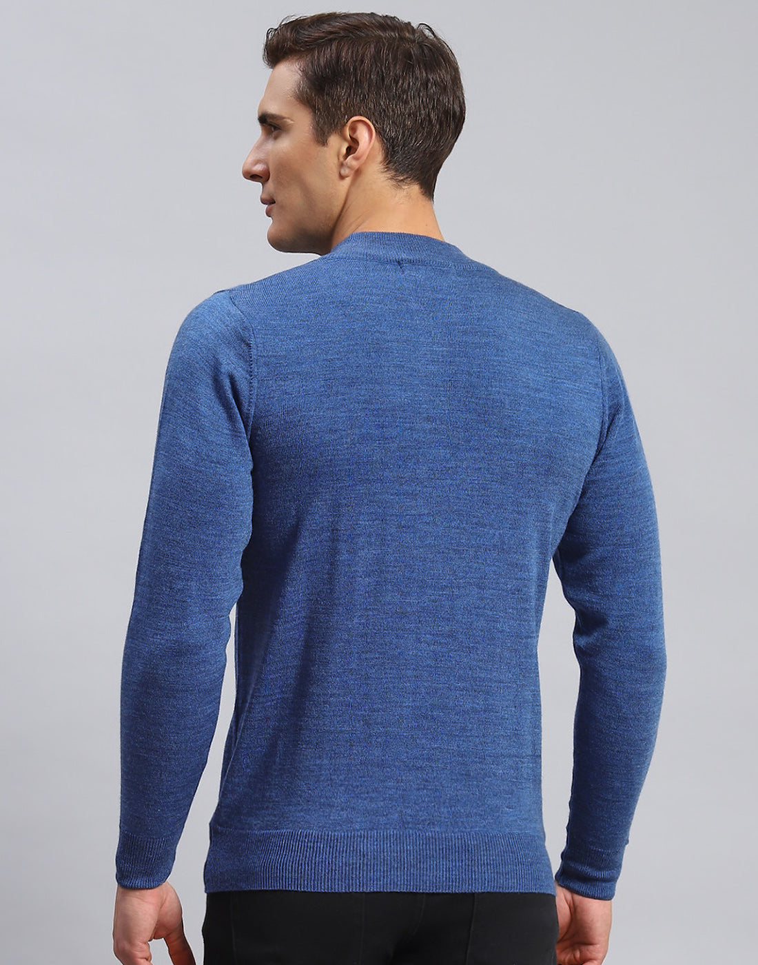 Men Blue Solid High Neck Full Sleeve Pullover