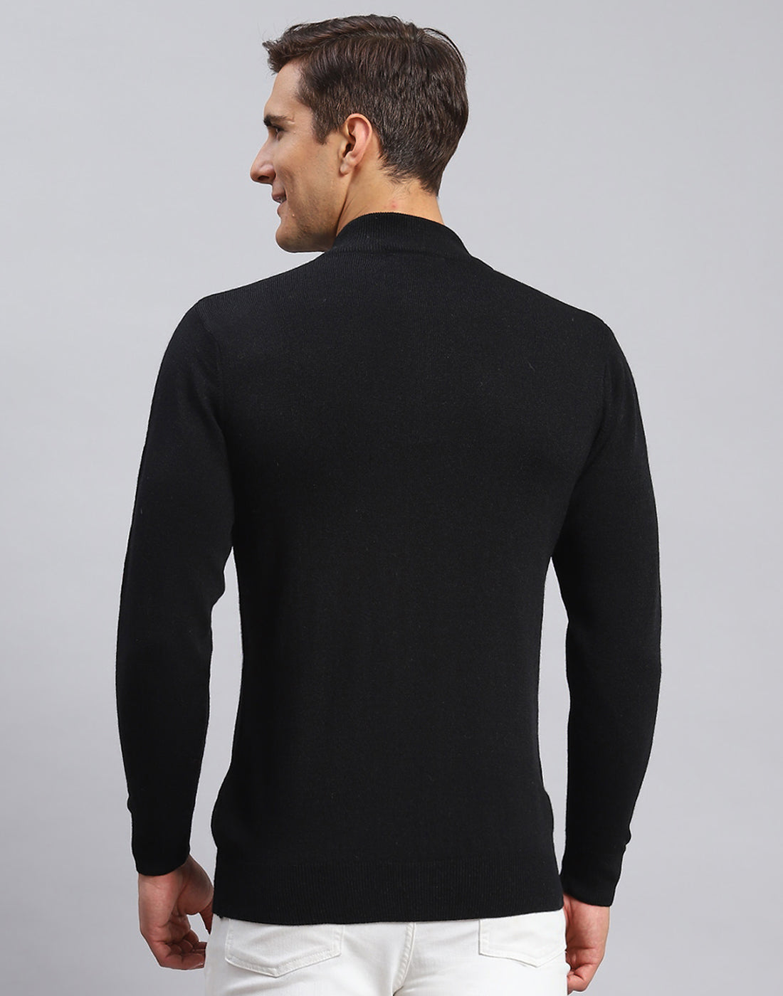 Men Black Solid High Neck Full Sleeve Pullover