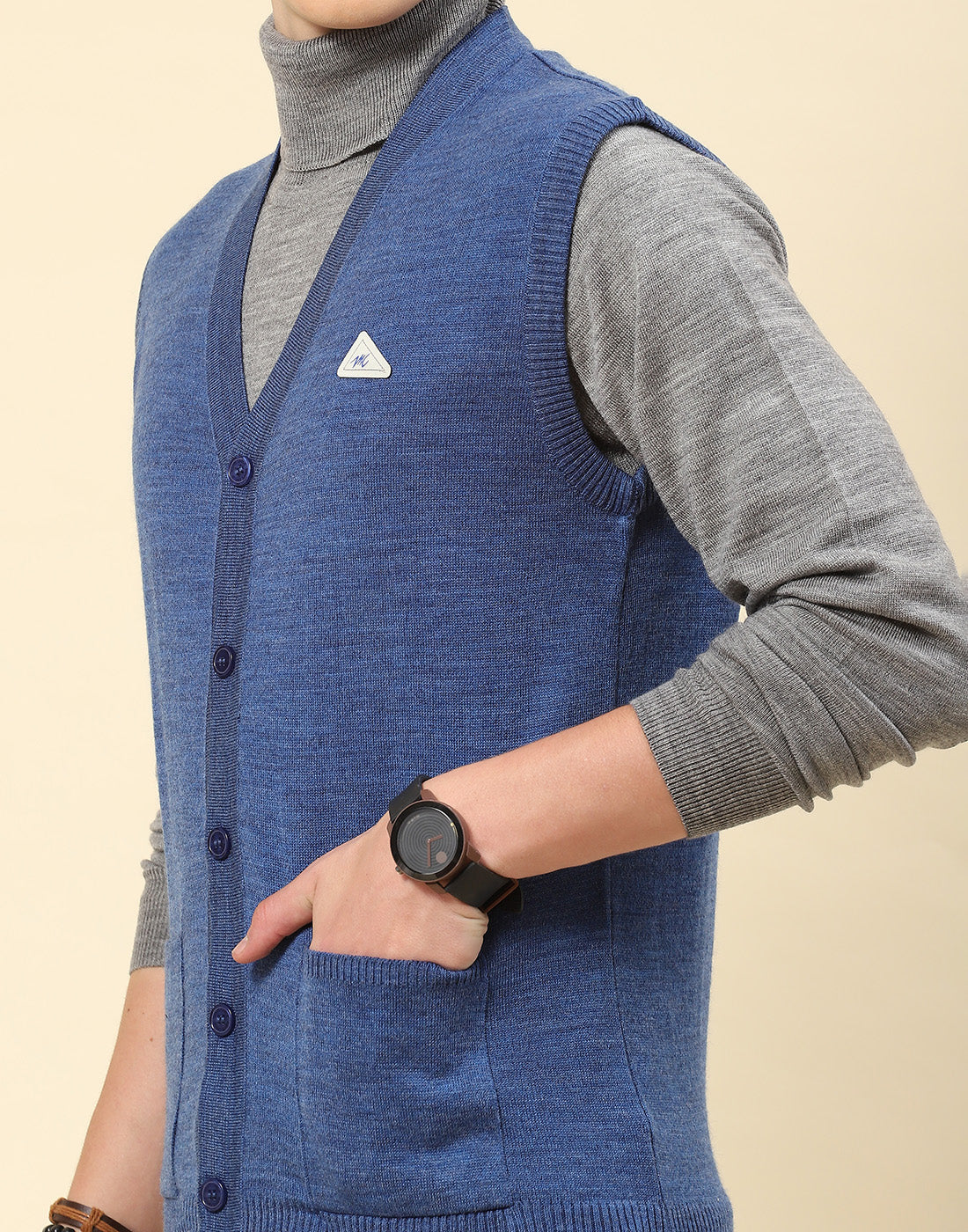 Men Blue Solid V Neck Sleeveless Cardigan