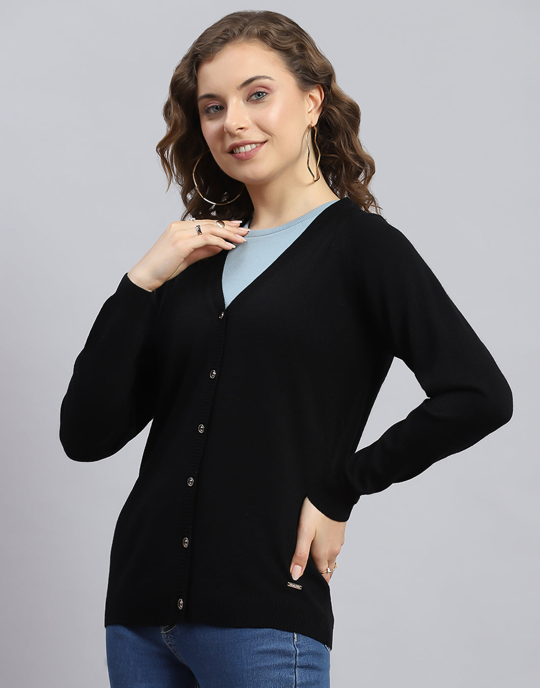 Women Black Solid V Neck Full Sleeve Cardigan