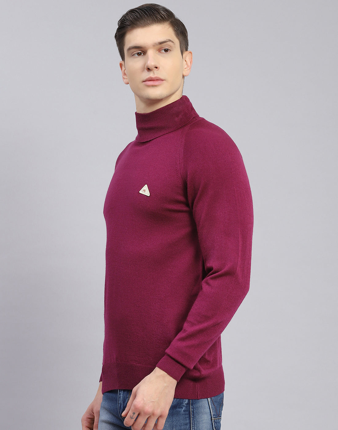 Men Maroon Solid High Neck Full Sleeve Pullover