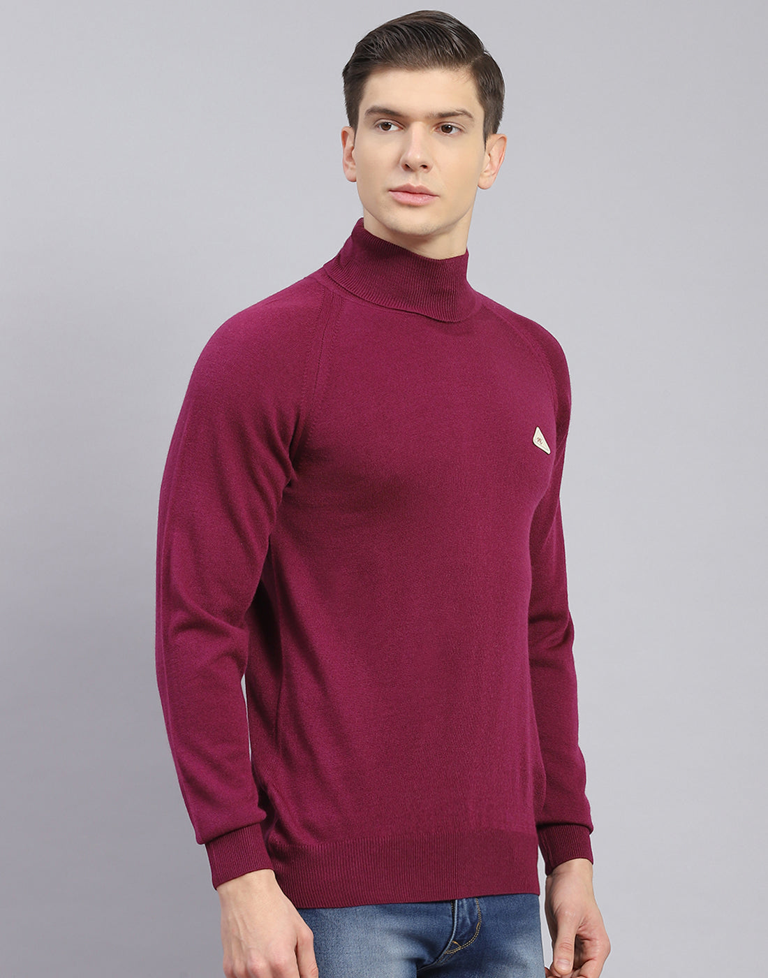 Men Maroon Solid High Neck Full Sleeve Pullover