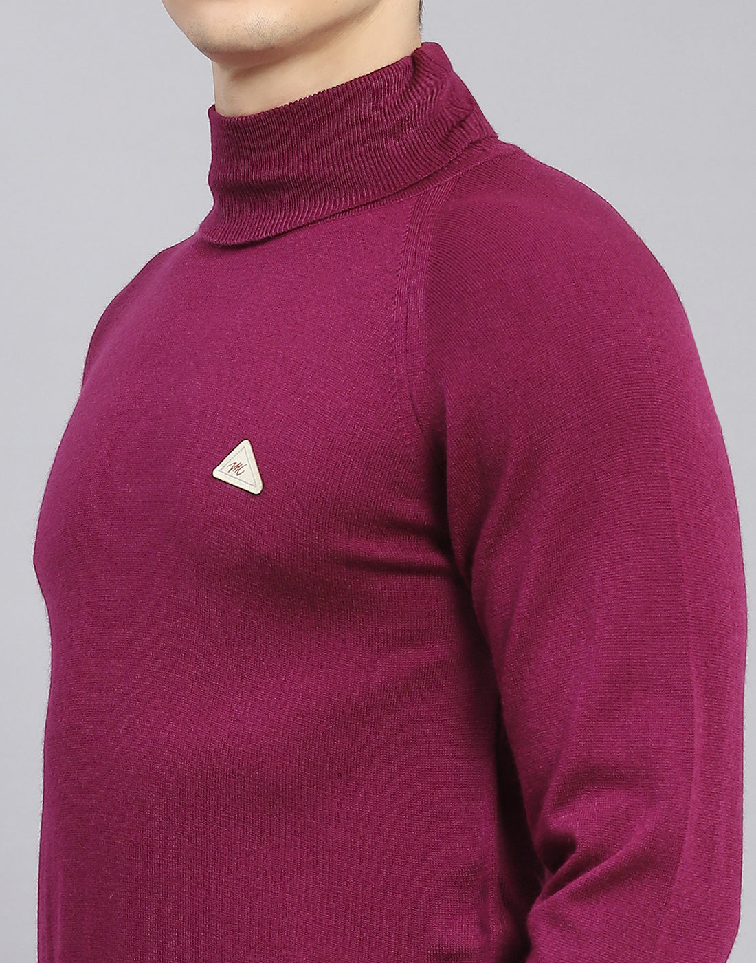 Men Maroon Solid High Neck Full Sleeve Pullover