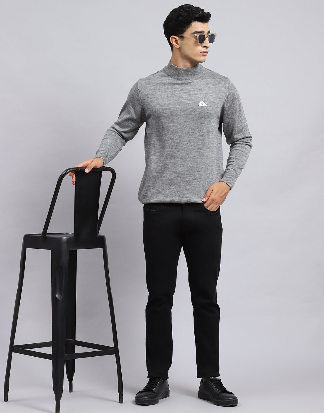 Men Grey Solid Turtle Neck Full Sleeve Pullover