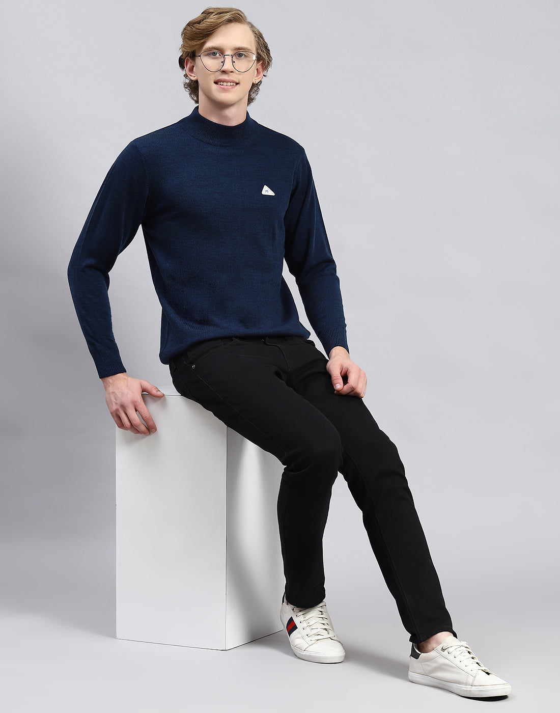 Men Blue Solid Turtle Neck Full Sleeve Pullover