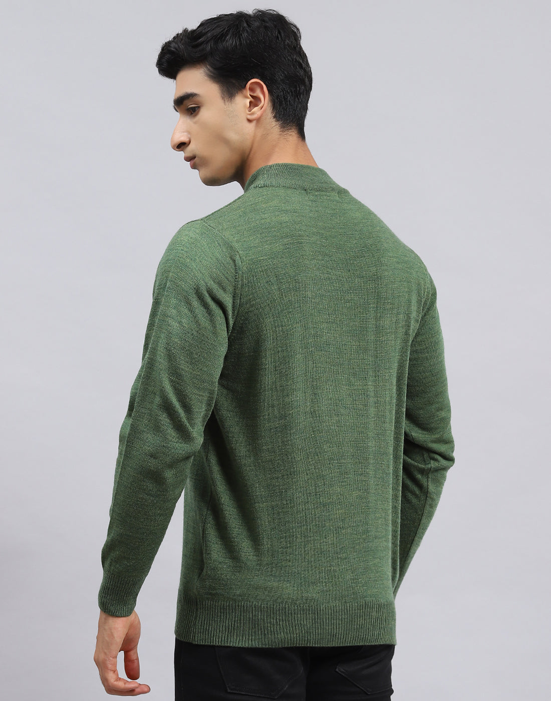 Men Green Solid Turtle Neck Full Sleeve Pullover