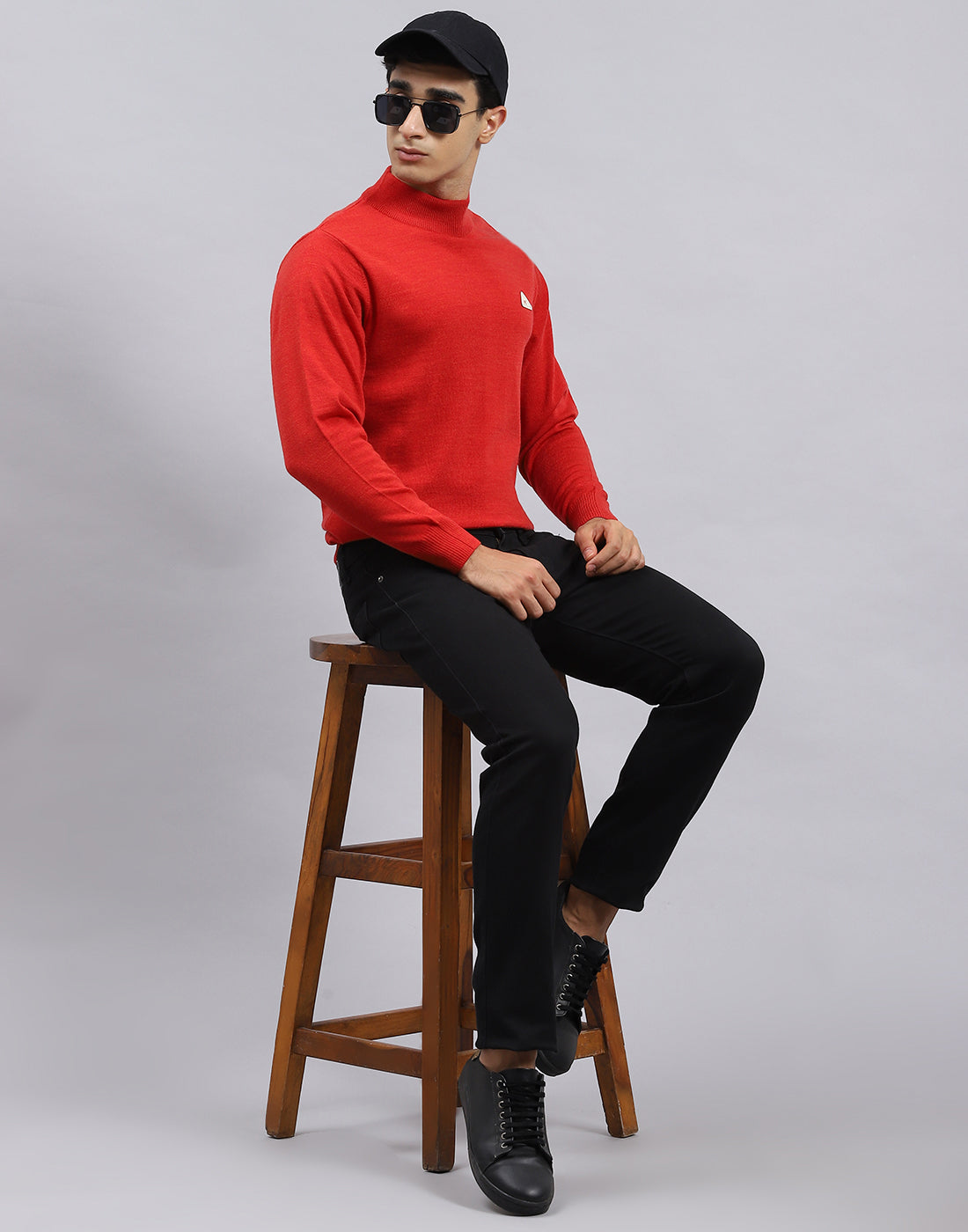 Men Red Solid Turtle Neck Full Sleeve Pullover