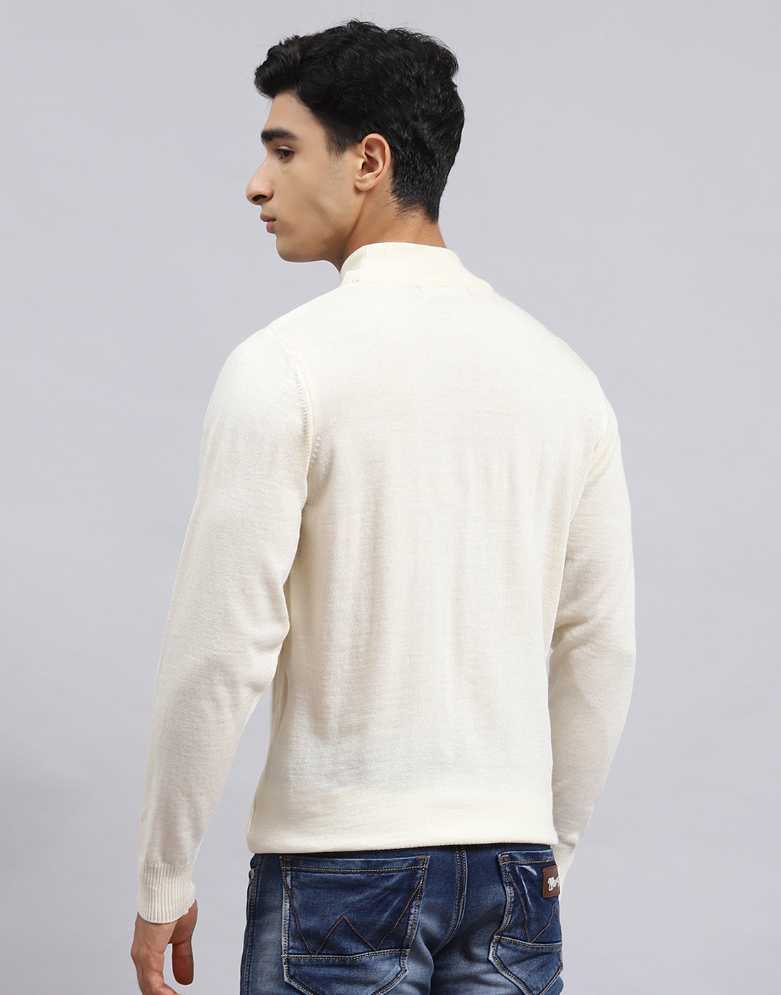 Men Cream Solid Turtle Neck Full Sleeve Pullover