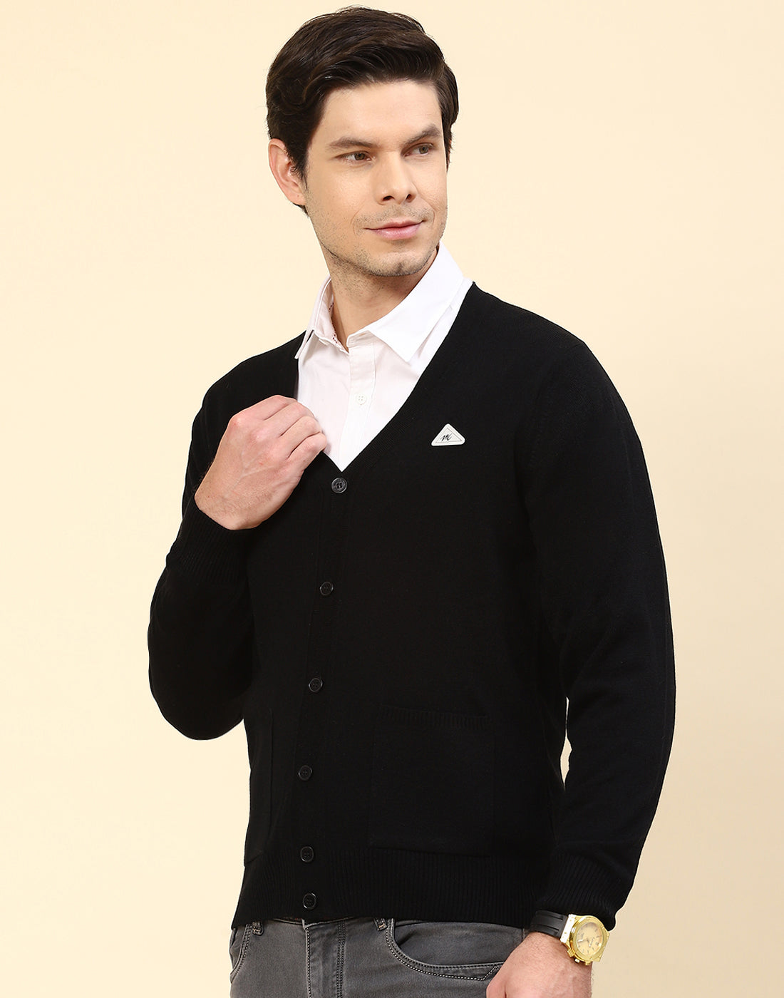 Men Black Solid V Neck Full Sleeve Cardigan