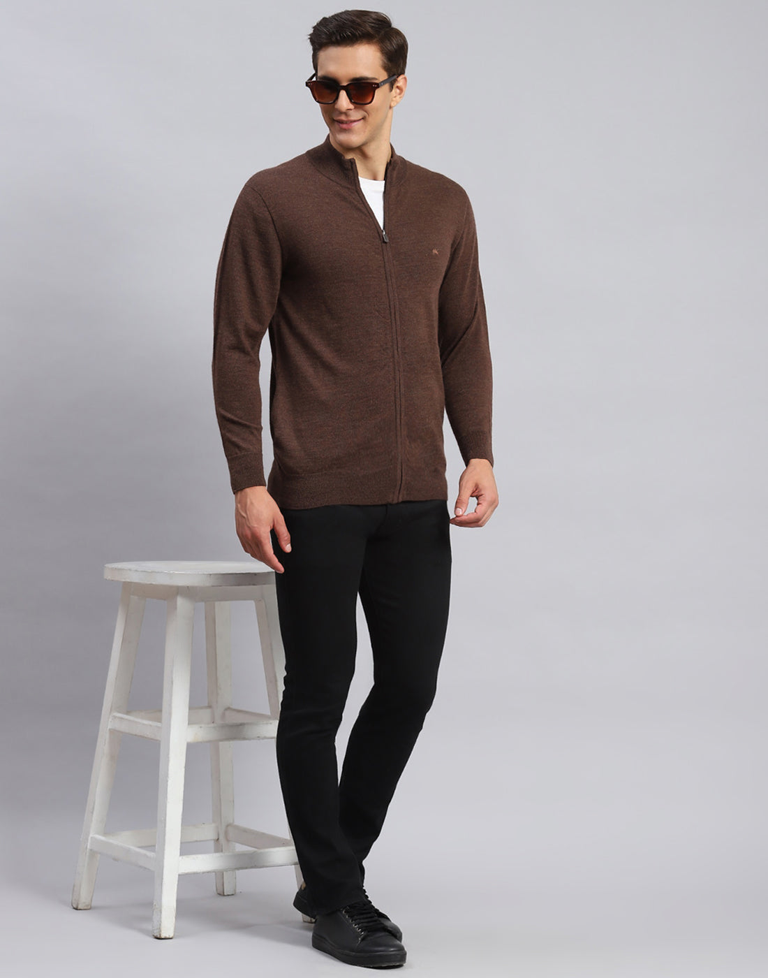 Men Brown Solid Stand Collar Full Sleeve Pullover