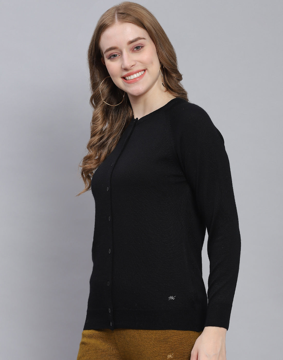 Women Black Solid Round Neck Full Sleeve Cardigan