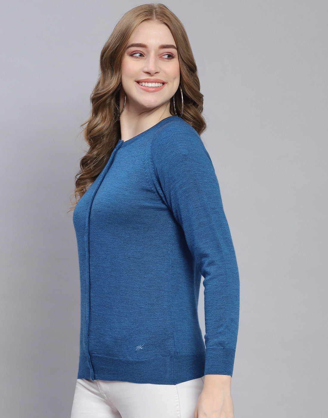 Women Blue Solid Round Neck Full Sleeve Cardigan