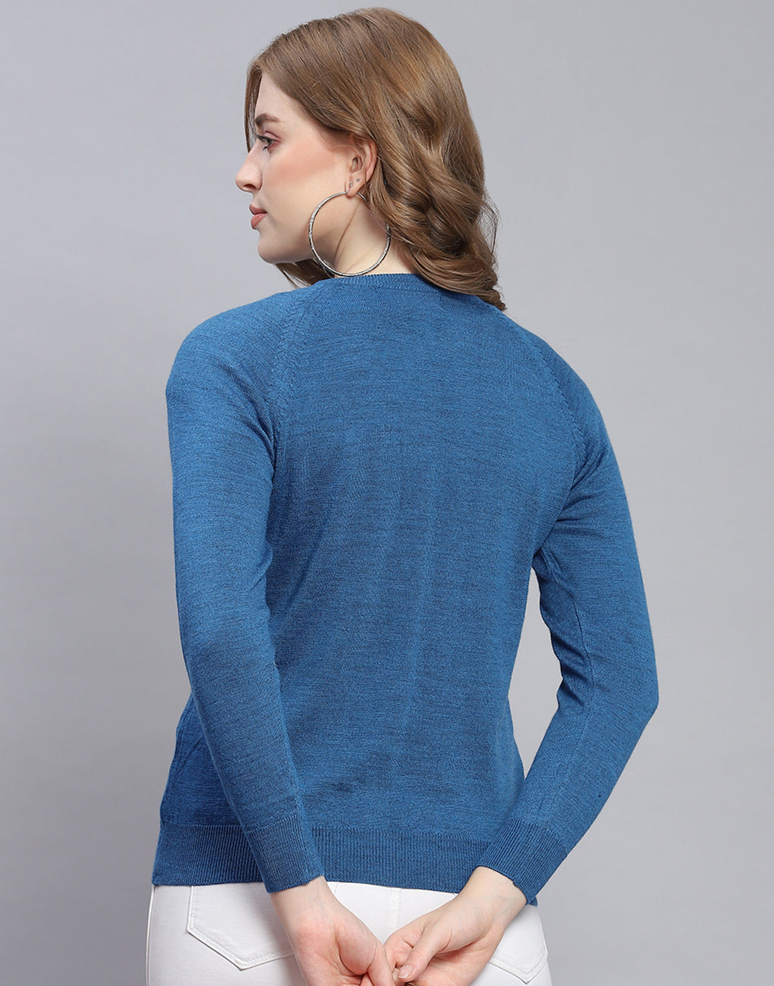 Women Blue Solid Round Neck Full Sleeve Cardigan