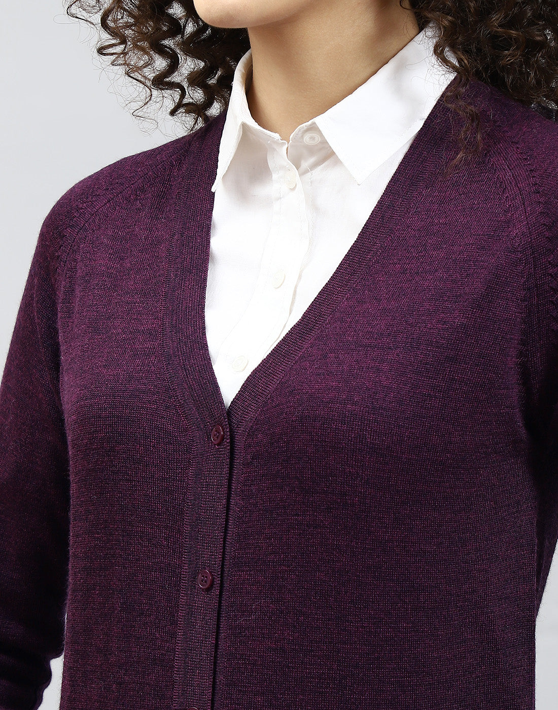 Women Maroon Solid V Neck Full Sleeve Cardigan