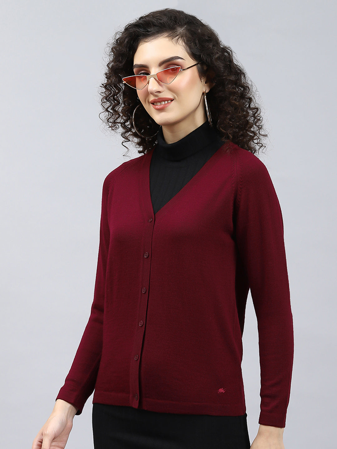 Women Maroon Solid V Neck Full Sleeve Cardigan