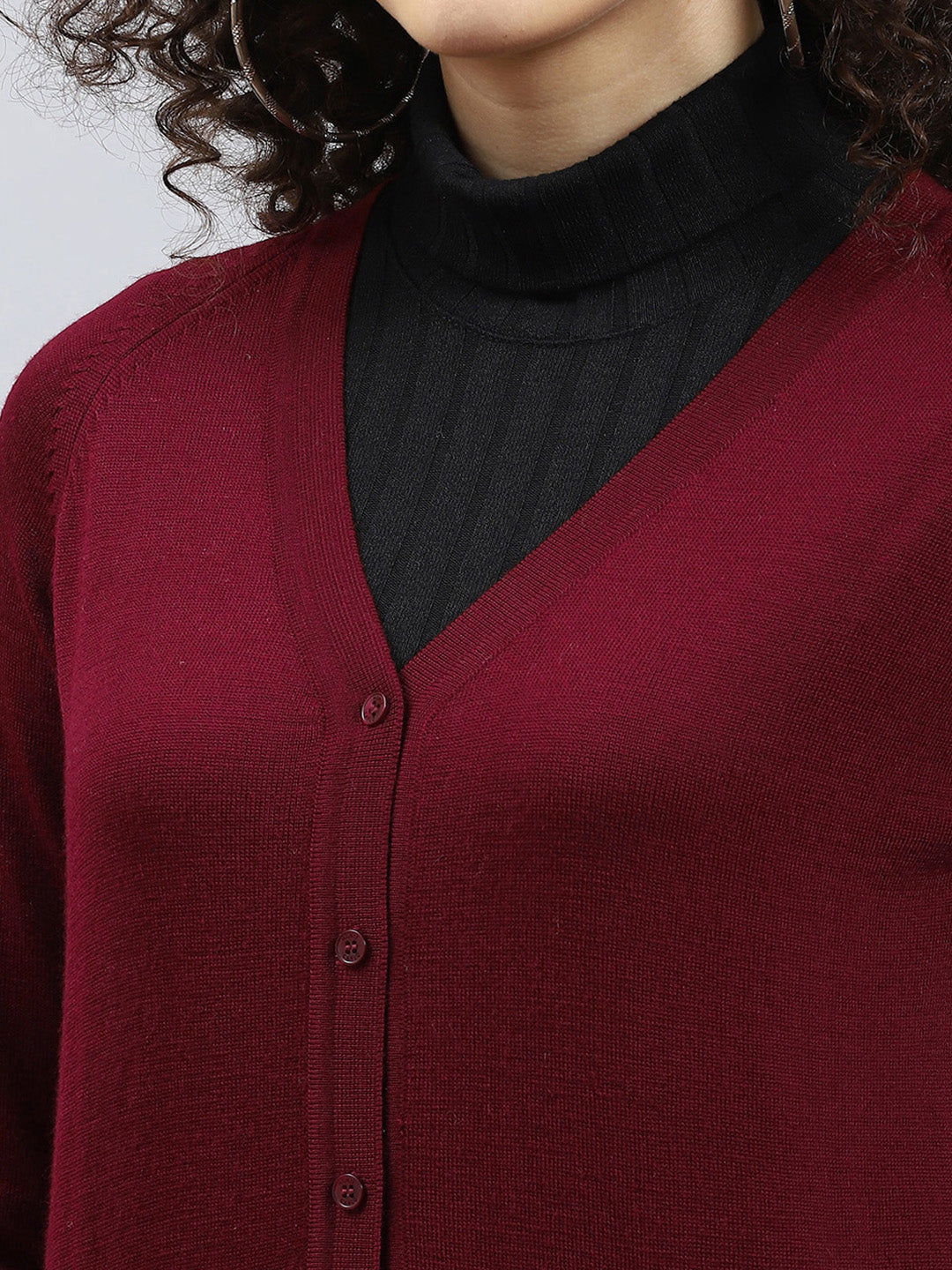 Women Maroon Solid V Neck Full Sleeve Cardigan