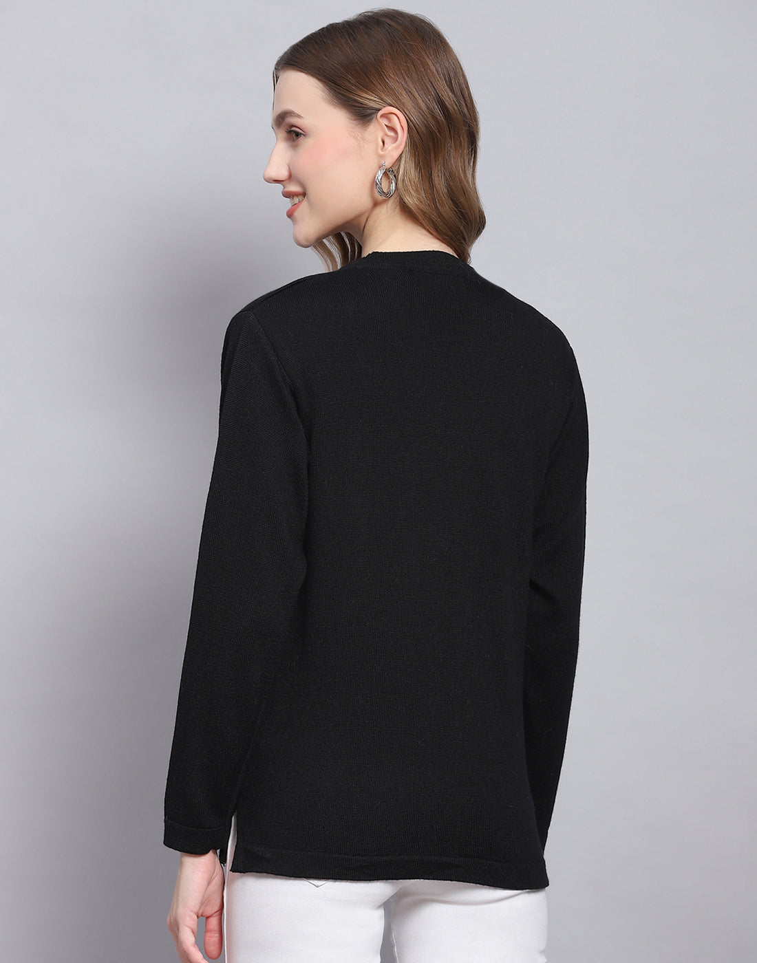 Women Black Solid V Neck Full Sleeve Cardigan