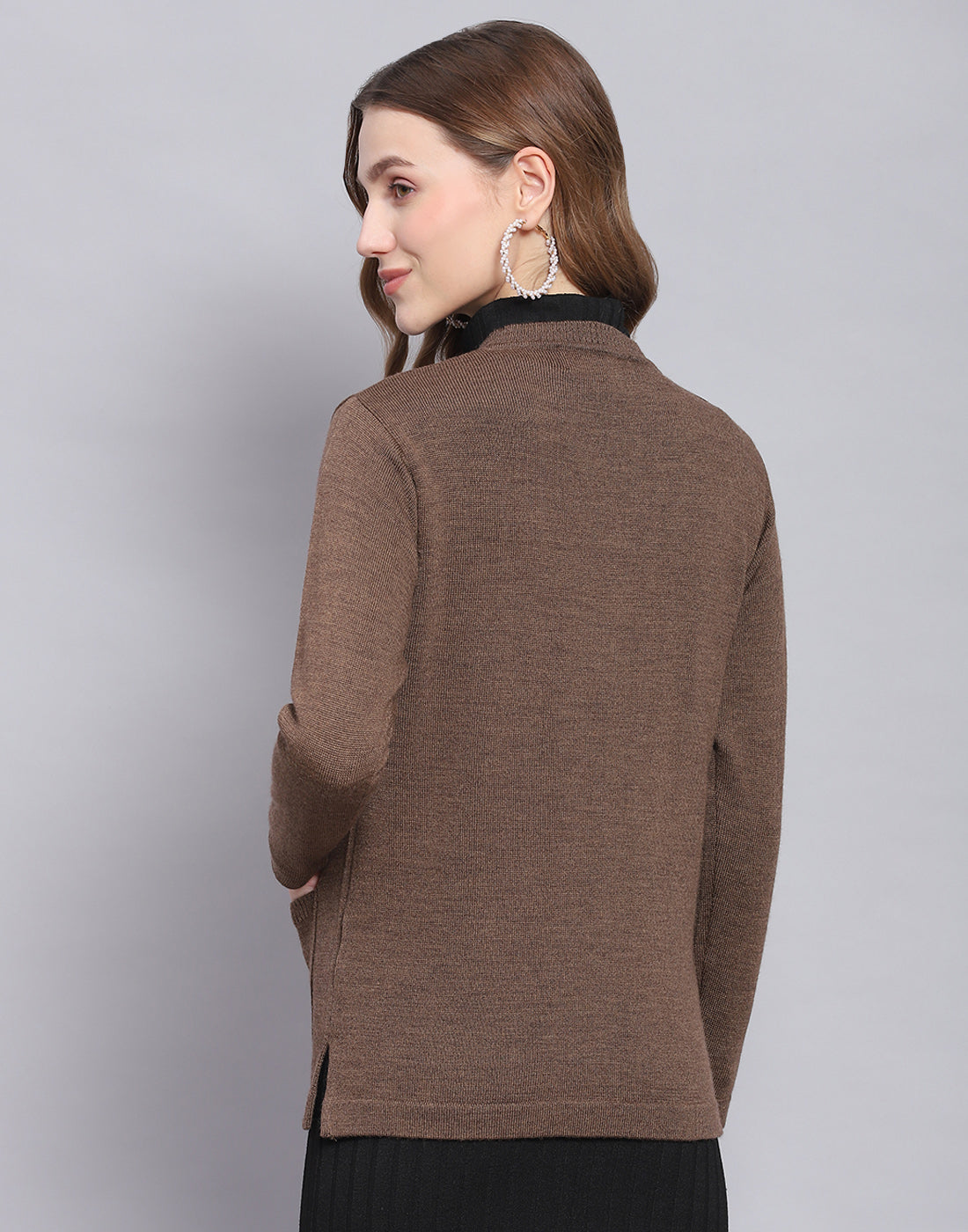 Women Brown Solid V Neck Full Sleeve Cardigan