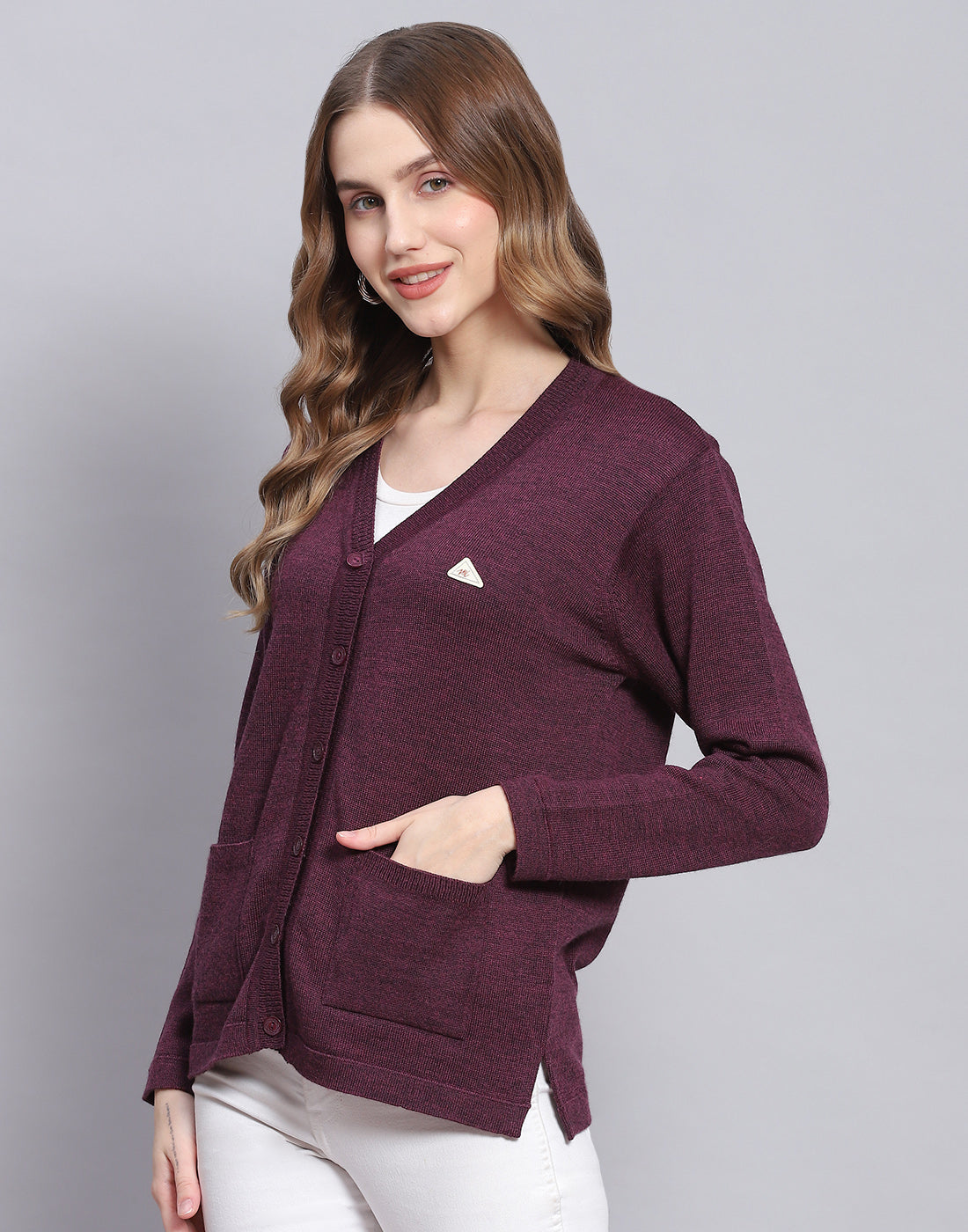 Women Maroon Solid V Neck Full Sleeve Cardigan