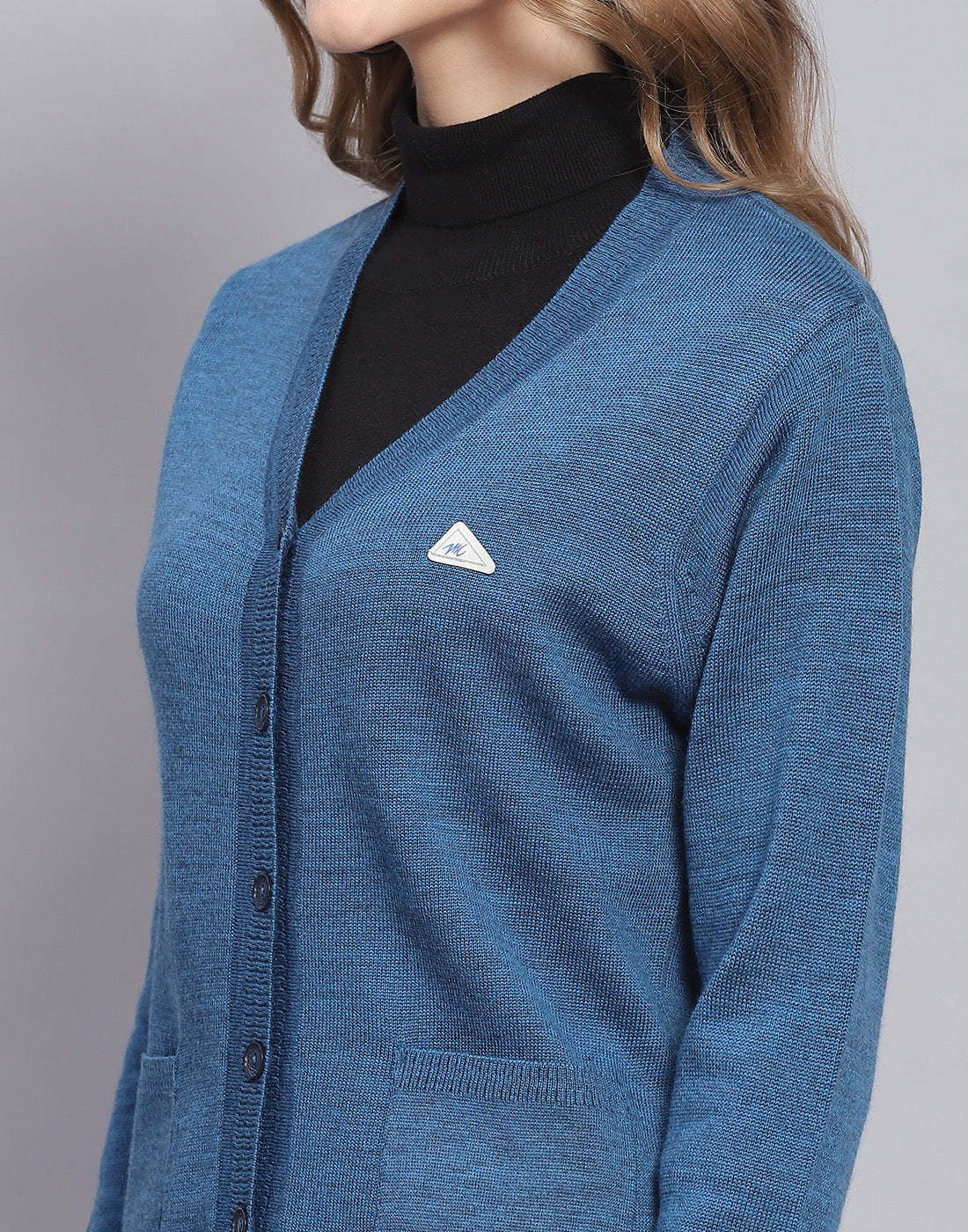 Women Blue Solid V Neck Full Sleeve Cardigan