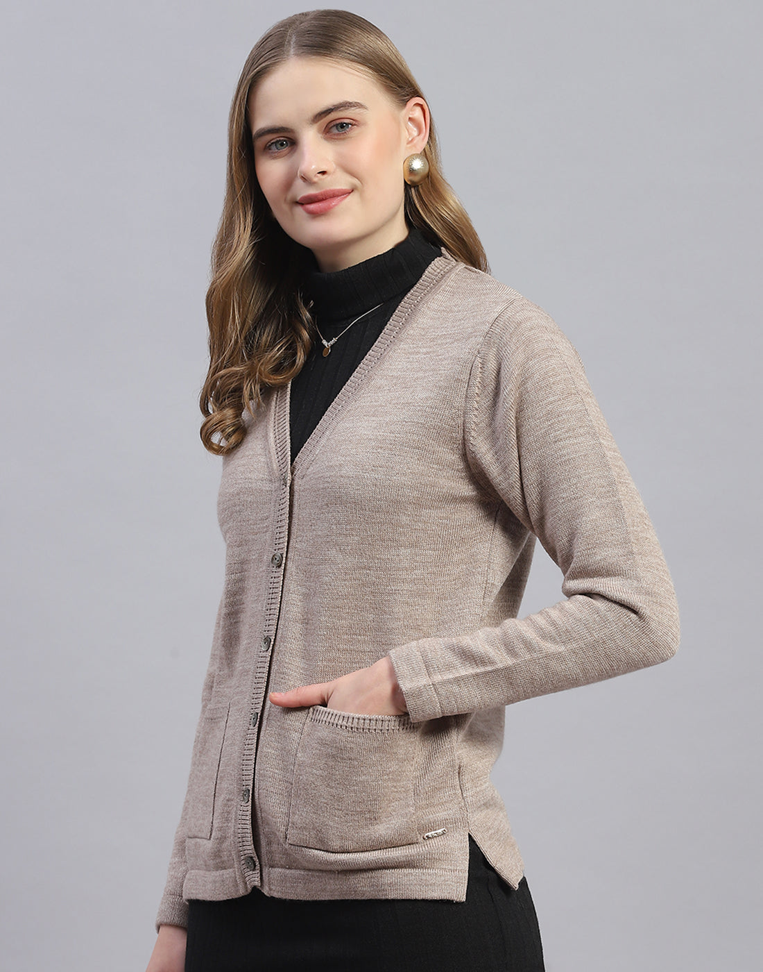 Women Brown Solid V Neck Full Sleeve Cardigan