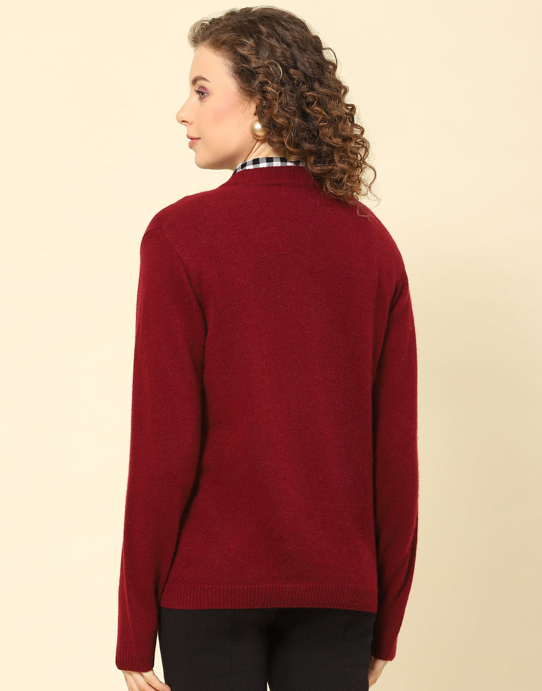 Women Maroon Solid V Neck Full Sleeve Cardigan