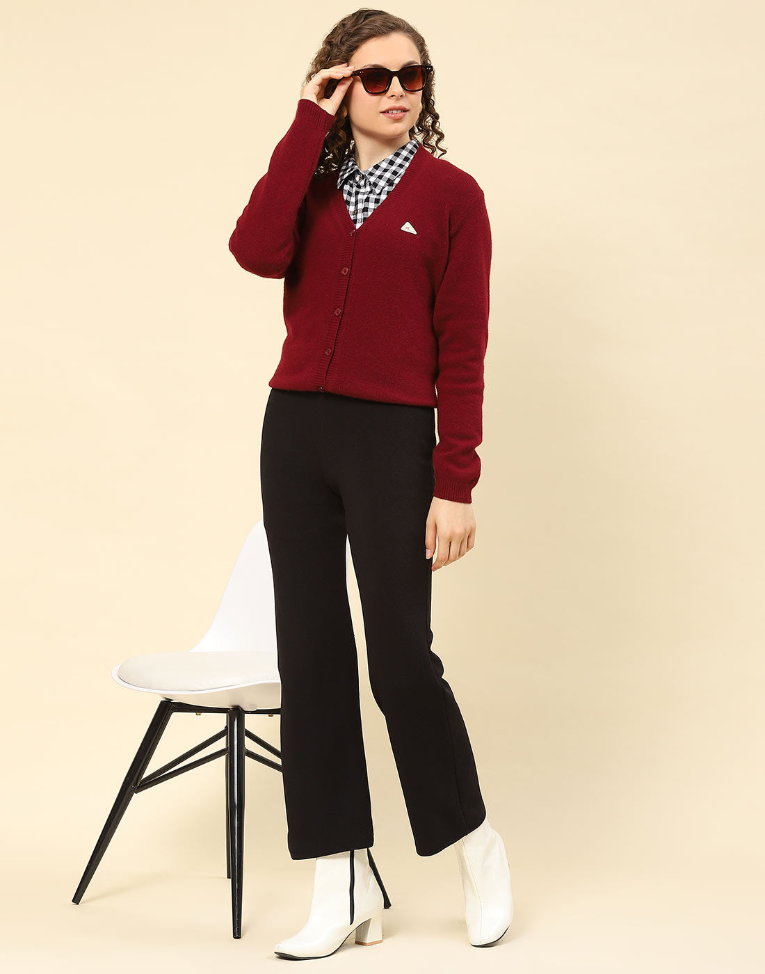 Women Maroon Solid V Neck Full Sleeve Cardigan