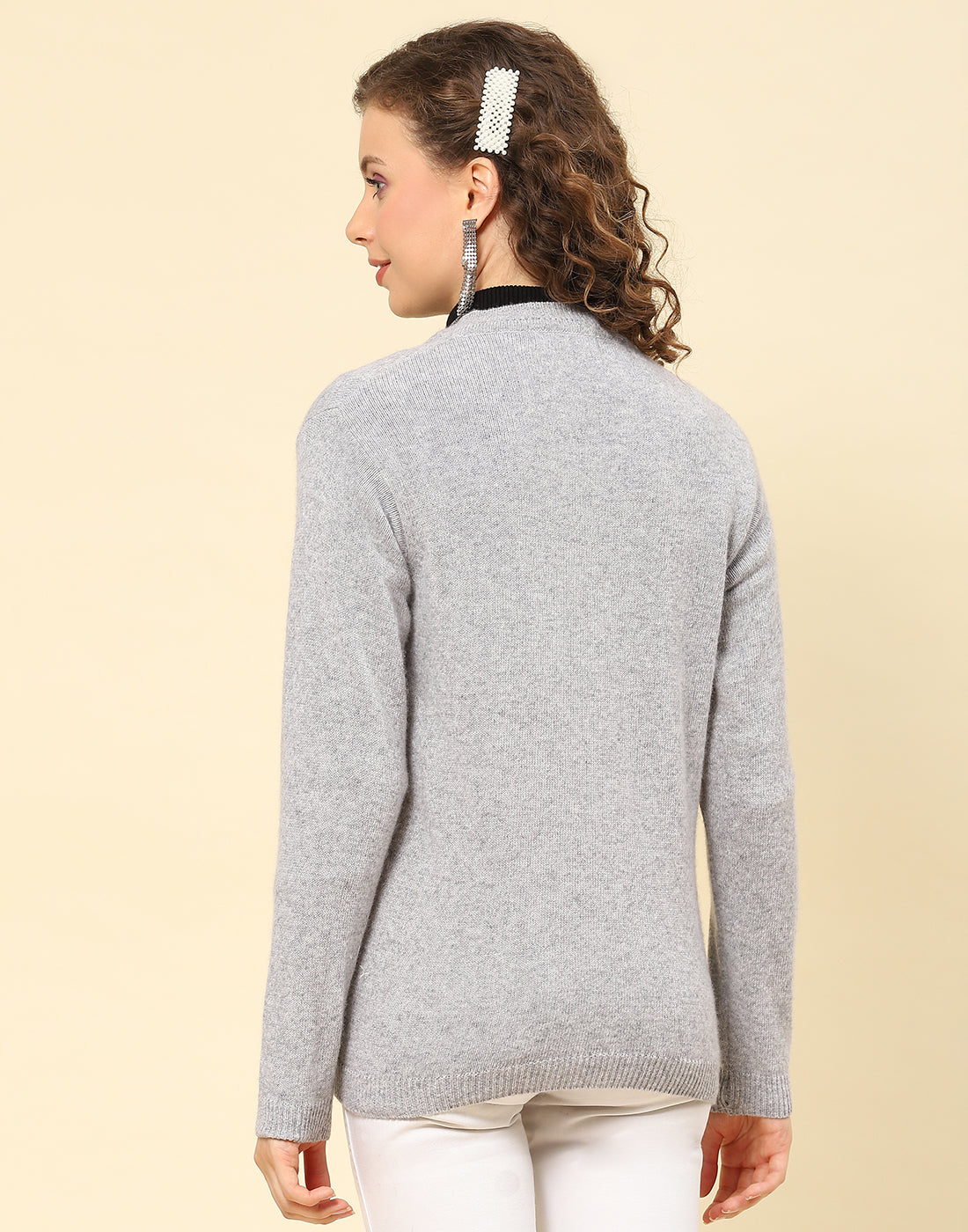 Women Grey Solid V Neck Full Sleeve Cardigan