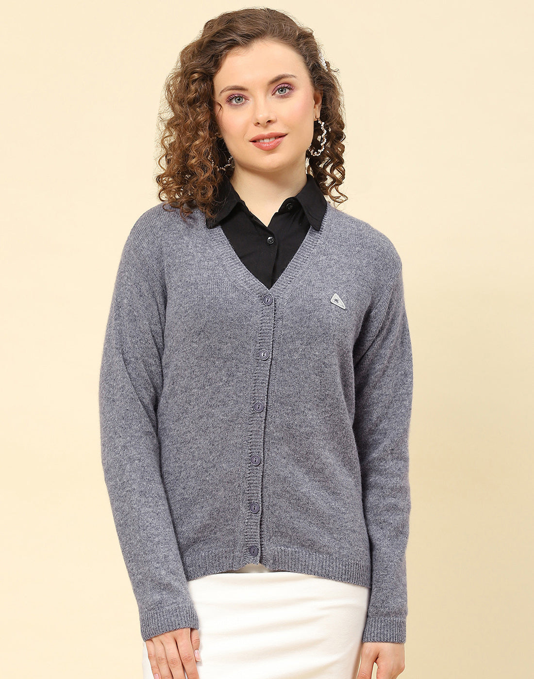 Women Grey Solid V Neck Full Sleeve Cardigan