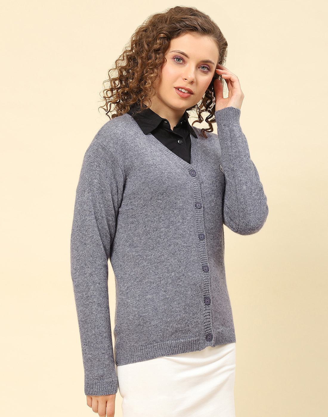 Women Grey Solid V Neck Full Sleeve Cardigan