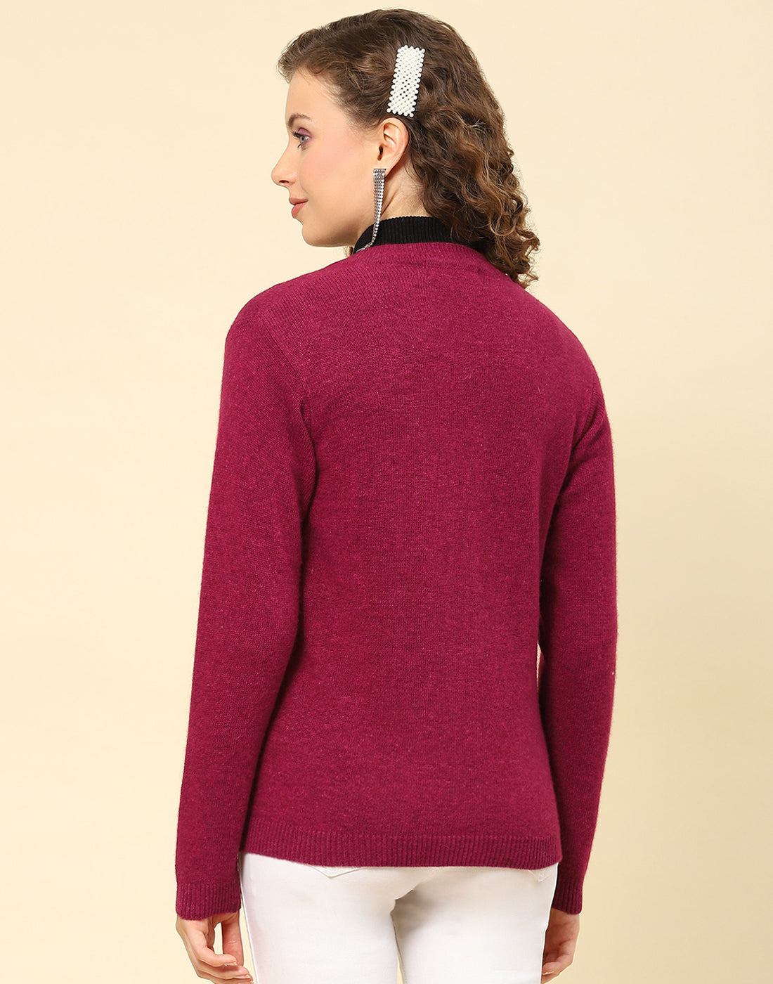 Women Maroon Solid V Neck Full Sleeve Cardigan