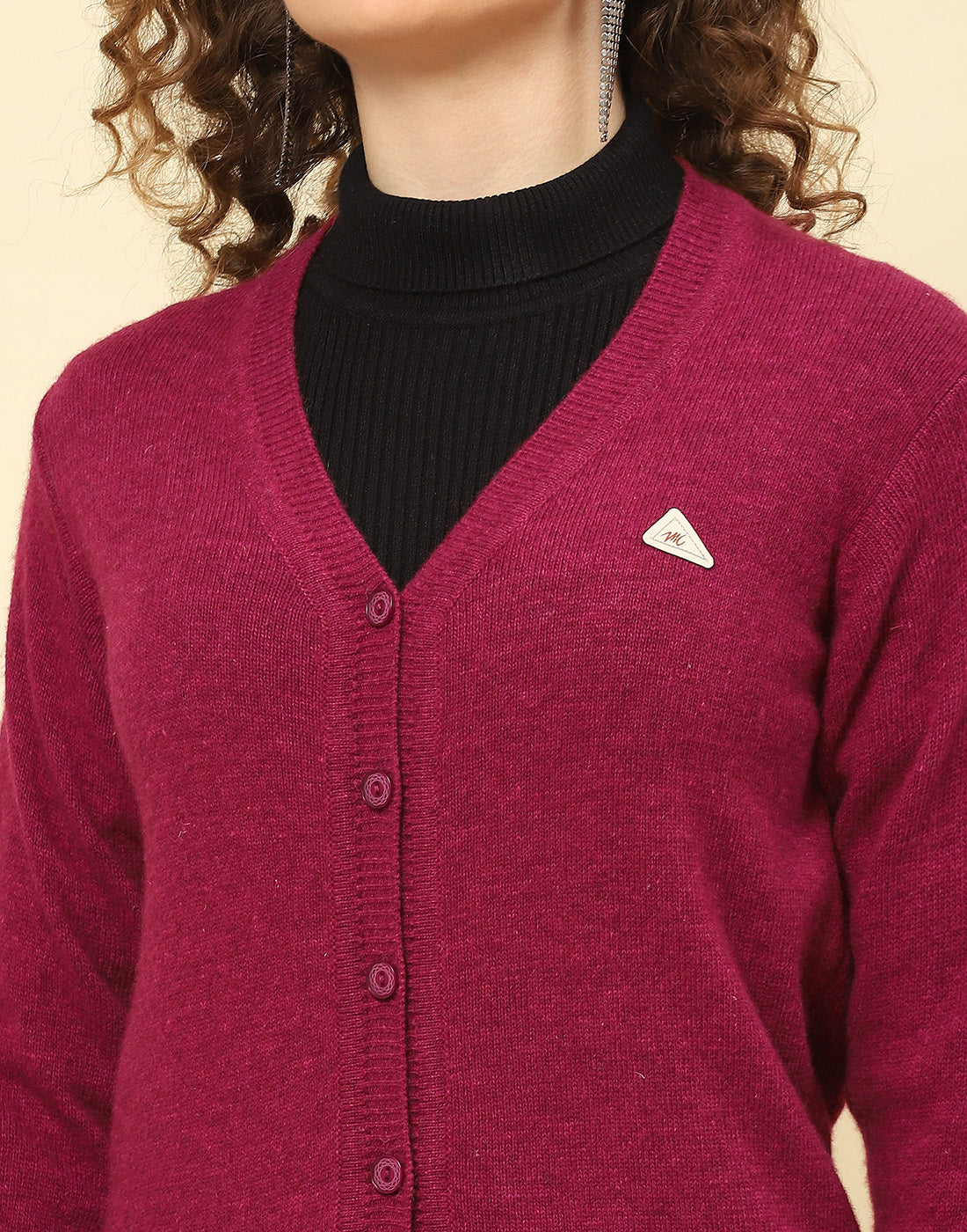 Women Maroon Solid V Neck Full Sleeve Cardigan