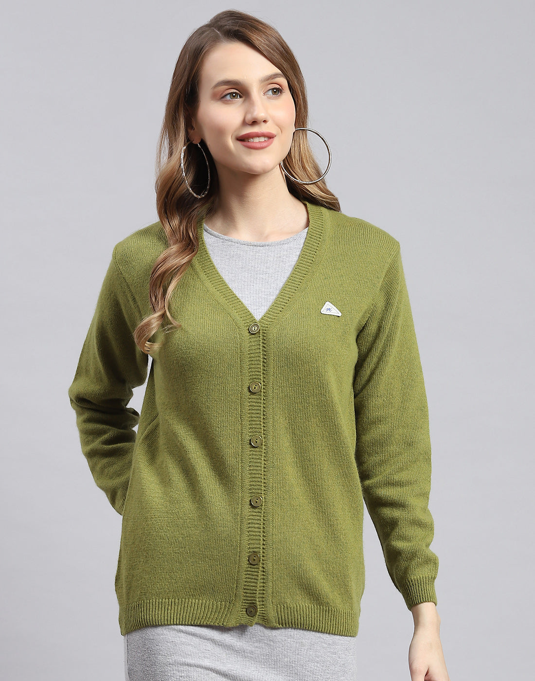 Women Green Solid V Neck Full Sleeve Cardigan