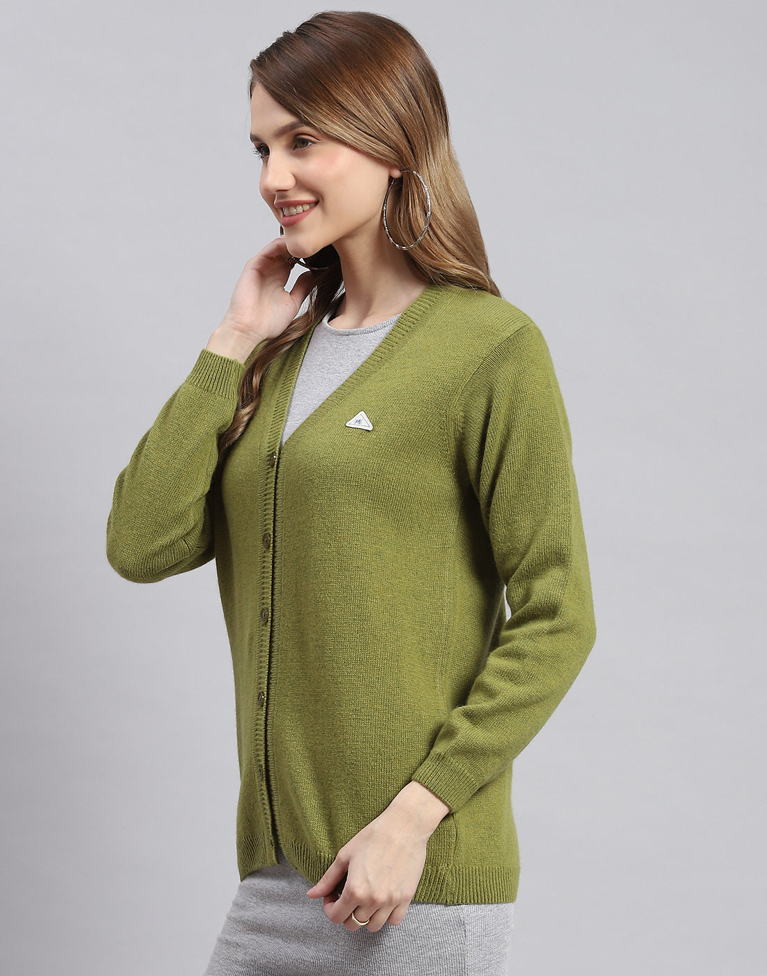 Women Green Solid V Neck Full Sleeve Cardigan