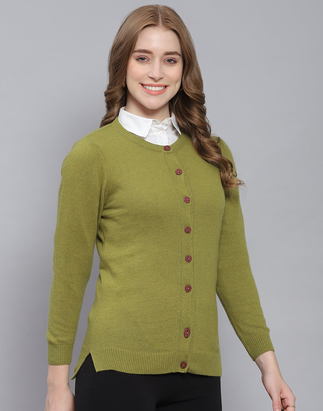 Women Green Solid Round Neck Full Sleeve Cardigan