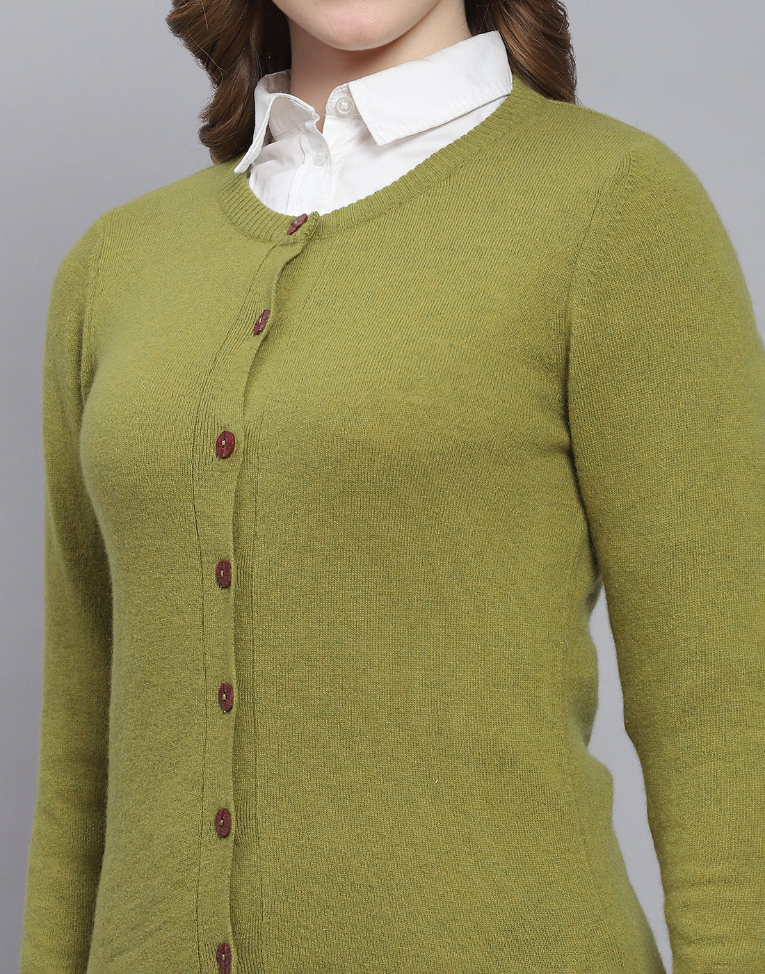 Women Green Solid Round Neck Full Sleeve Cardigan