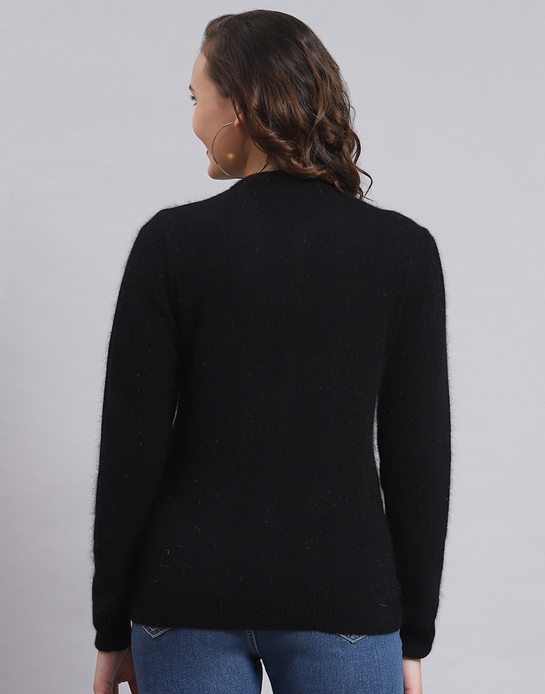 Women Black Solid Round Neck Full Sleeve Cardigan