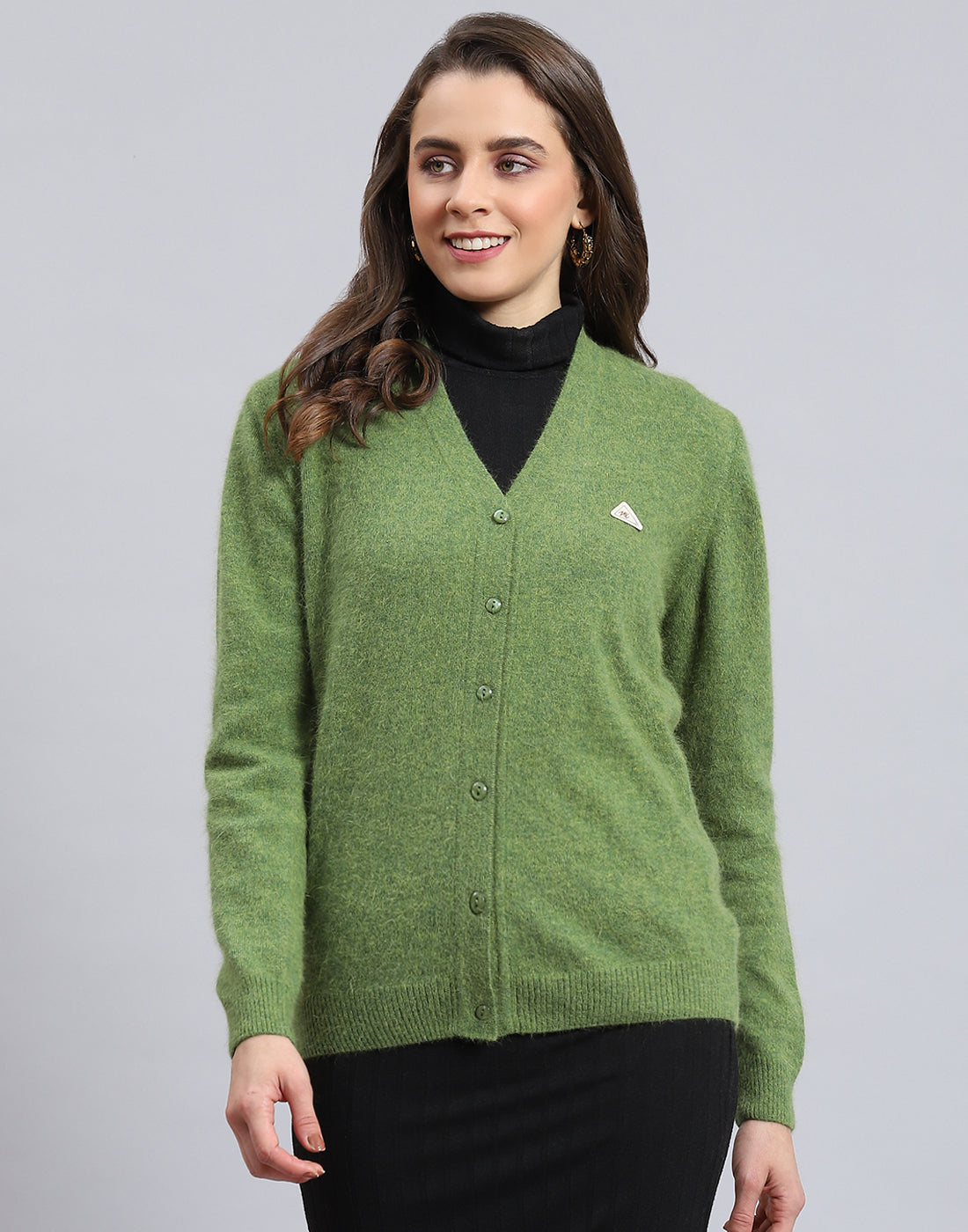 Women Green Solid V Neck Full Sleeve Cardigan