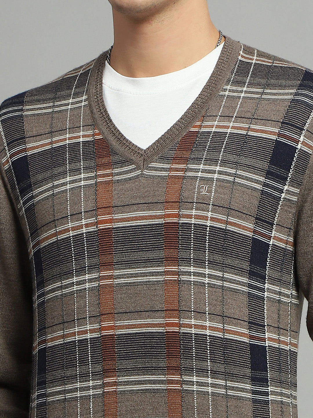 Men Grey Check V Neck Full Sleeve Pullover